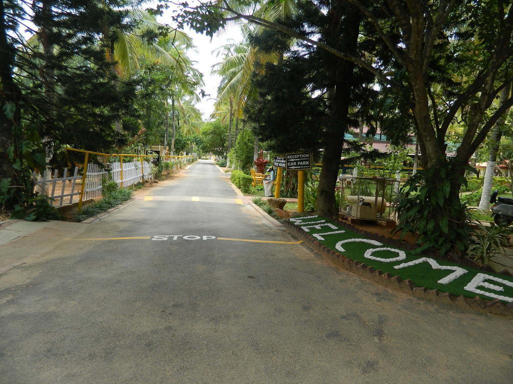 Fantasy Golf Resort Devanahalli Eksteriør bilde